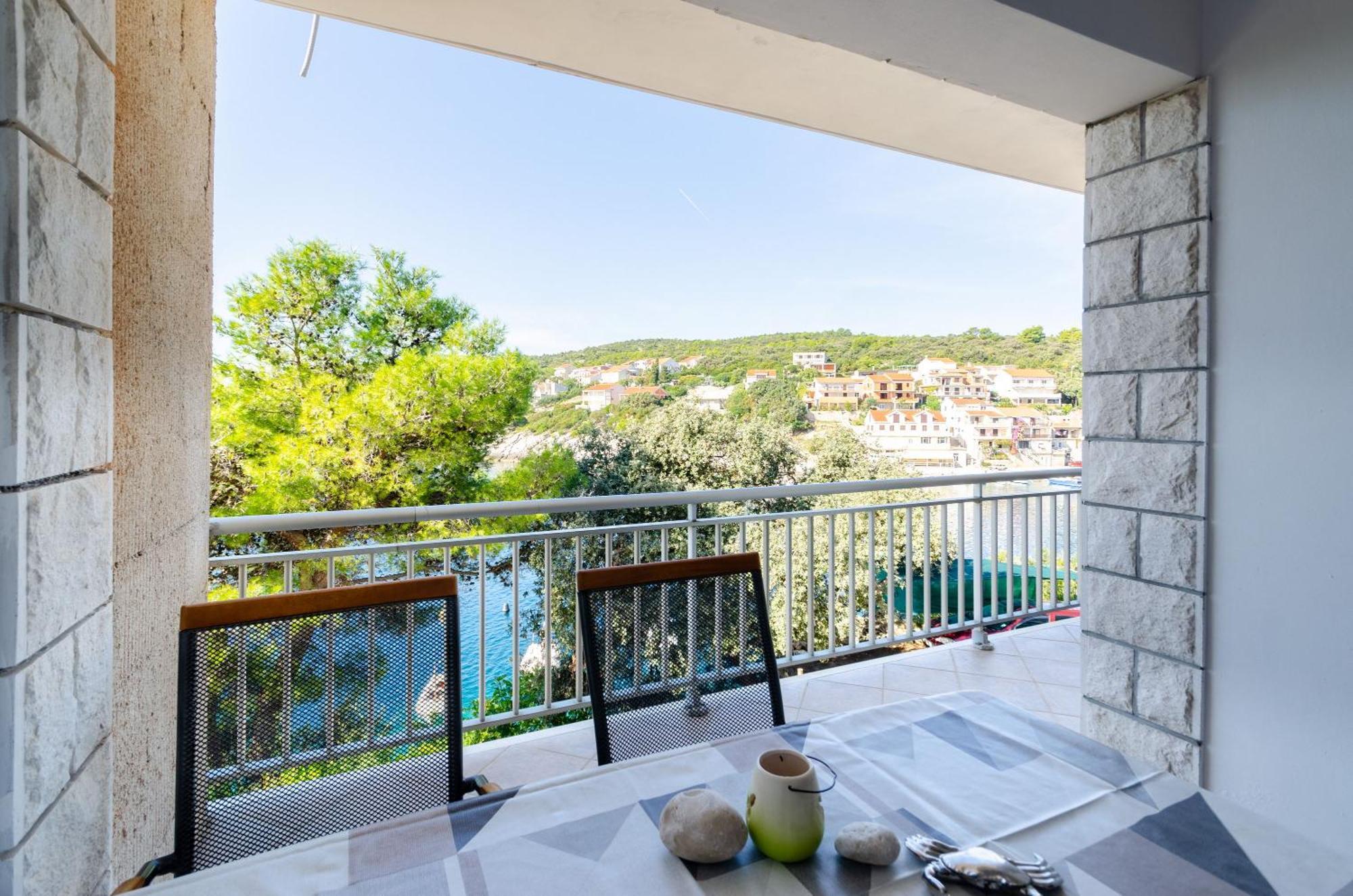 Apartmani Juraj Zavalatica Zewnętrze zdjęcie